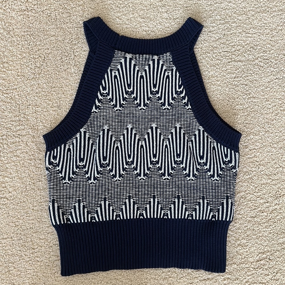 Press Cotton Blue Patterned Crop Top - Picture 6 of 7